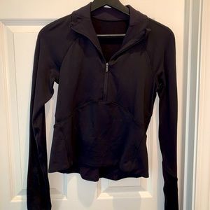 Lululemon Athletic Quarter zip Long Sleeve
